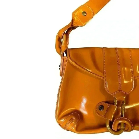 Donald Pilner Orange Shoulder Bag Patent - Picture 3 of 6
